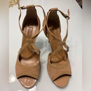 AREZZO Women's Elegant Tan Heels